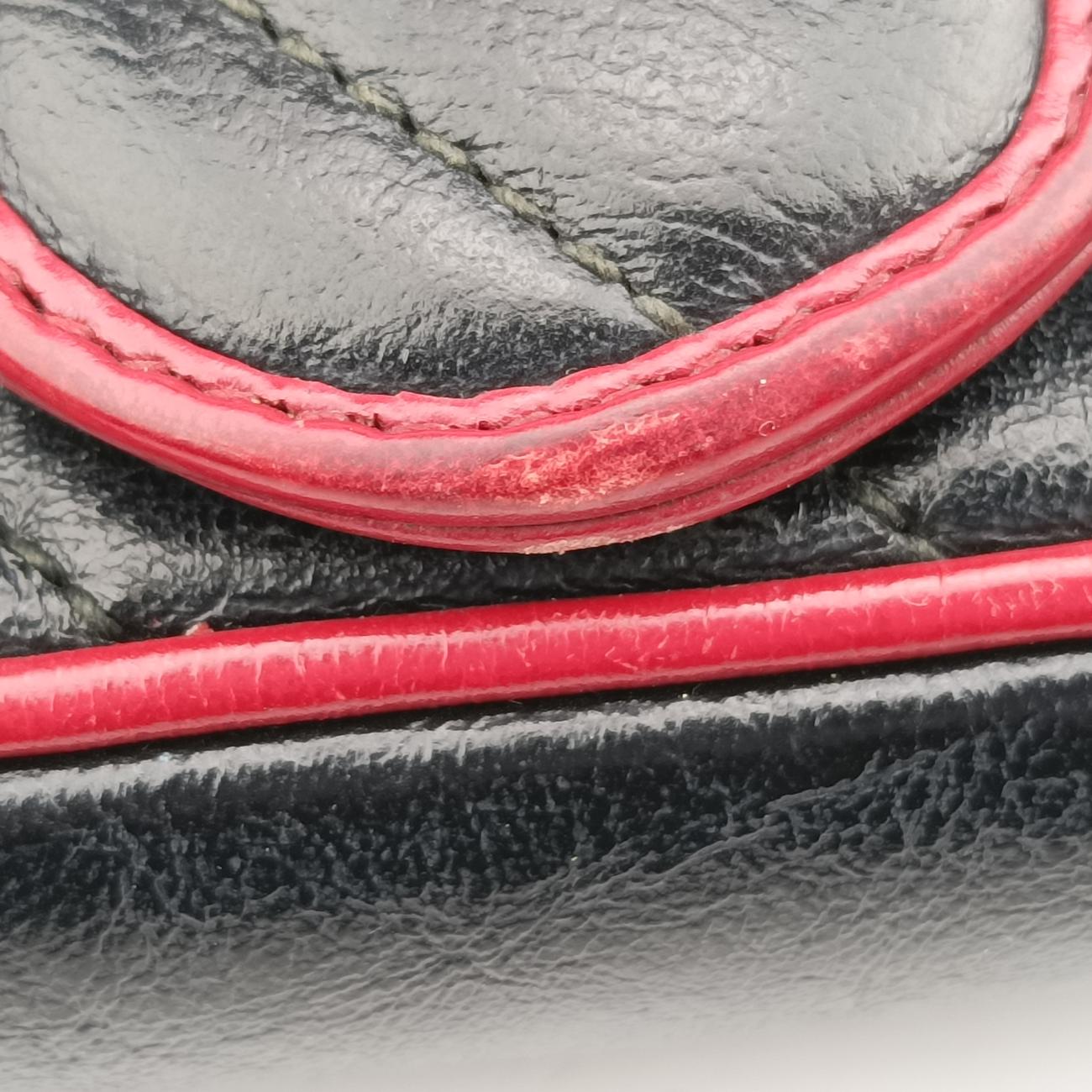 Pre-owned Gucci GG Marmont Black×red Leather 443497 shoulderbag | stylenewstar