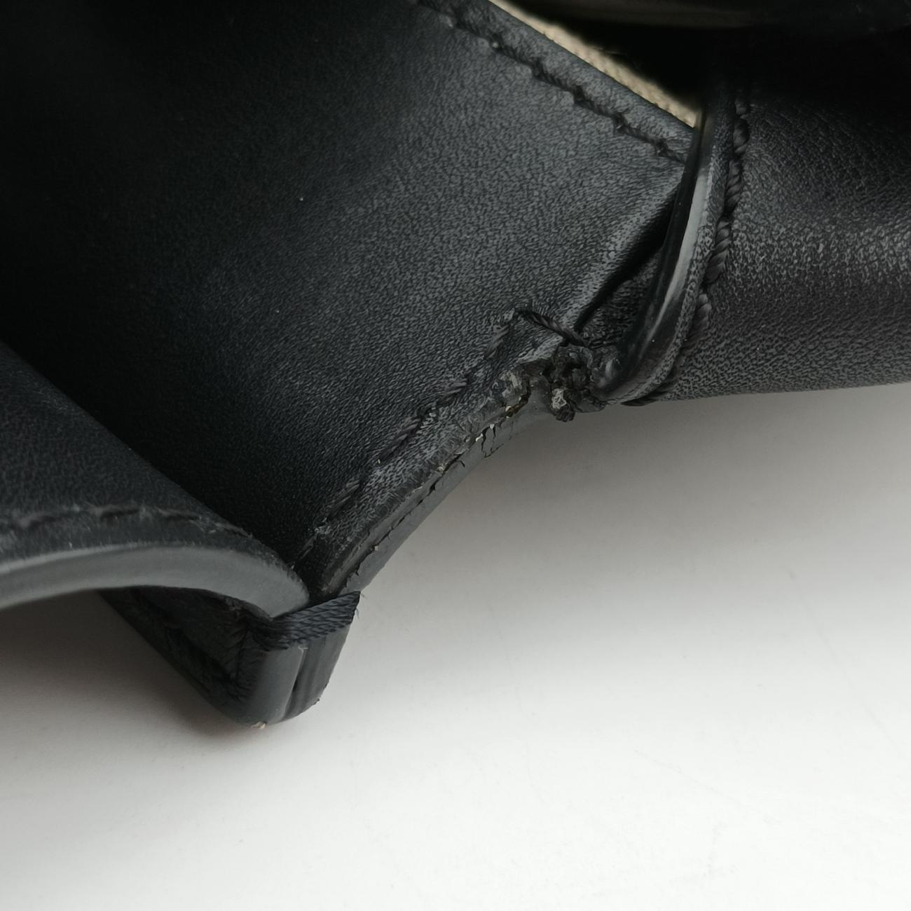 Pre-owned VERSACE Palazzo Empire Black Leather  shoulderbag | stylenewstar