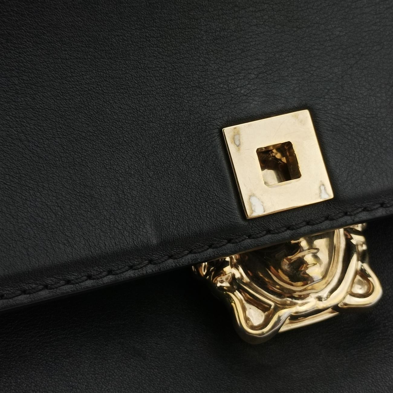 Pre-owned VERSACE Palazzo Empire Black Leather  shoulderbag | stylenewstar