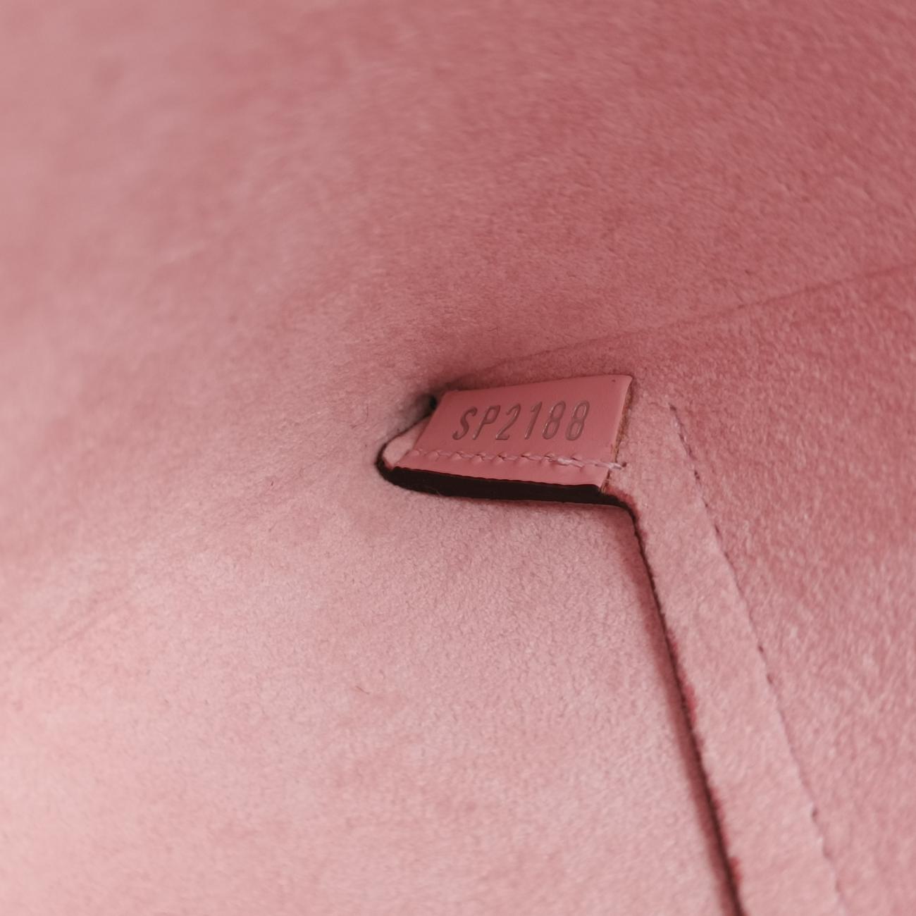 Pre-owned Louis Vuitton Pochette Rose Ballerine Epi M62457 clutchbag | stylenewstar