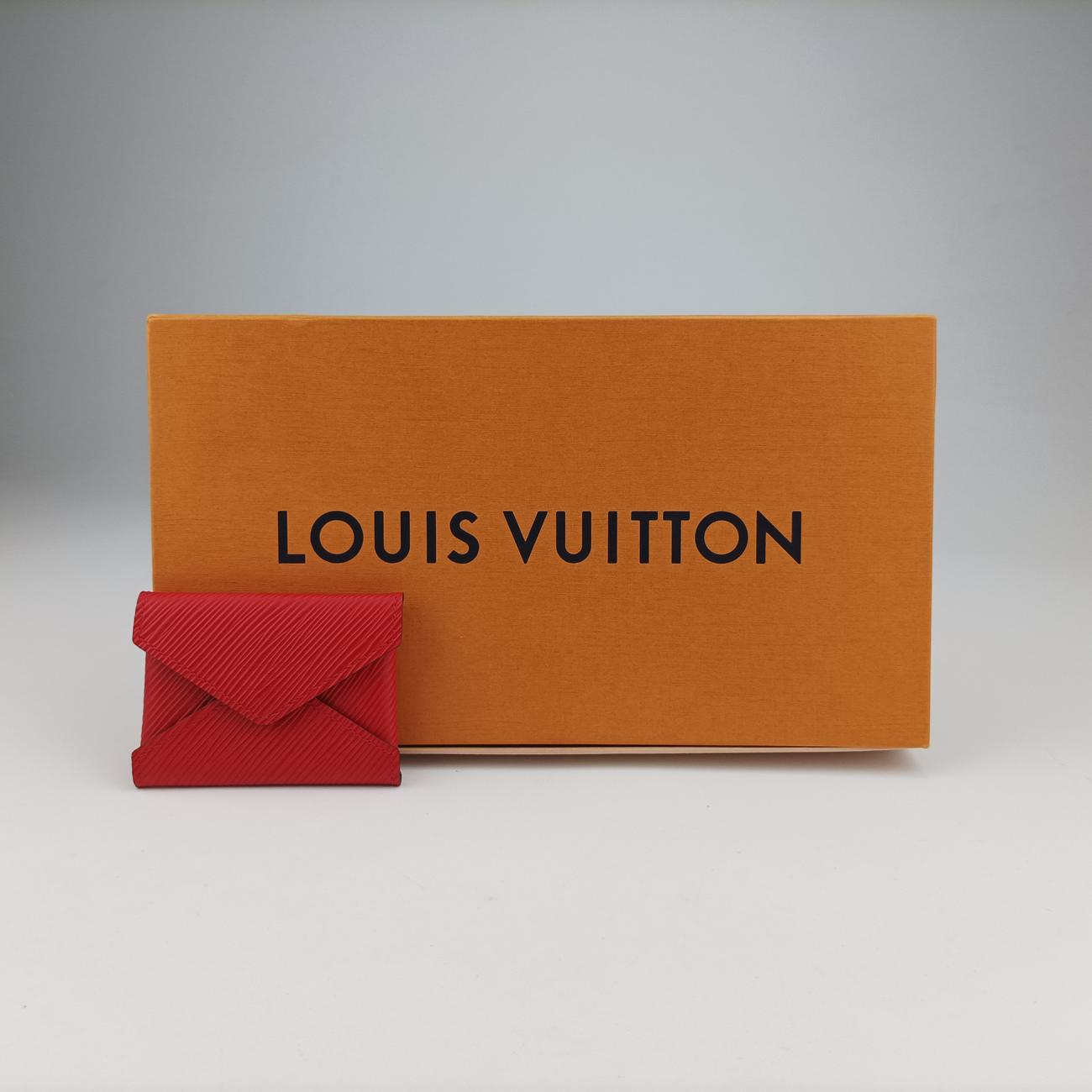 Pre-owned Louis Vuitton Pochette Rose Ballerine Epi M62457 clutchbag | stylenewstar