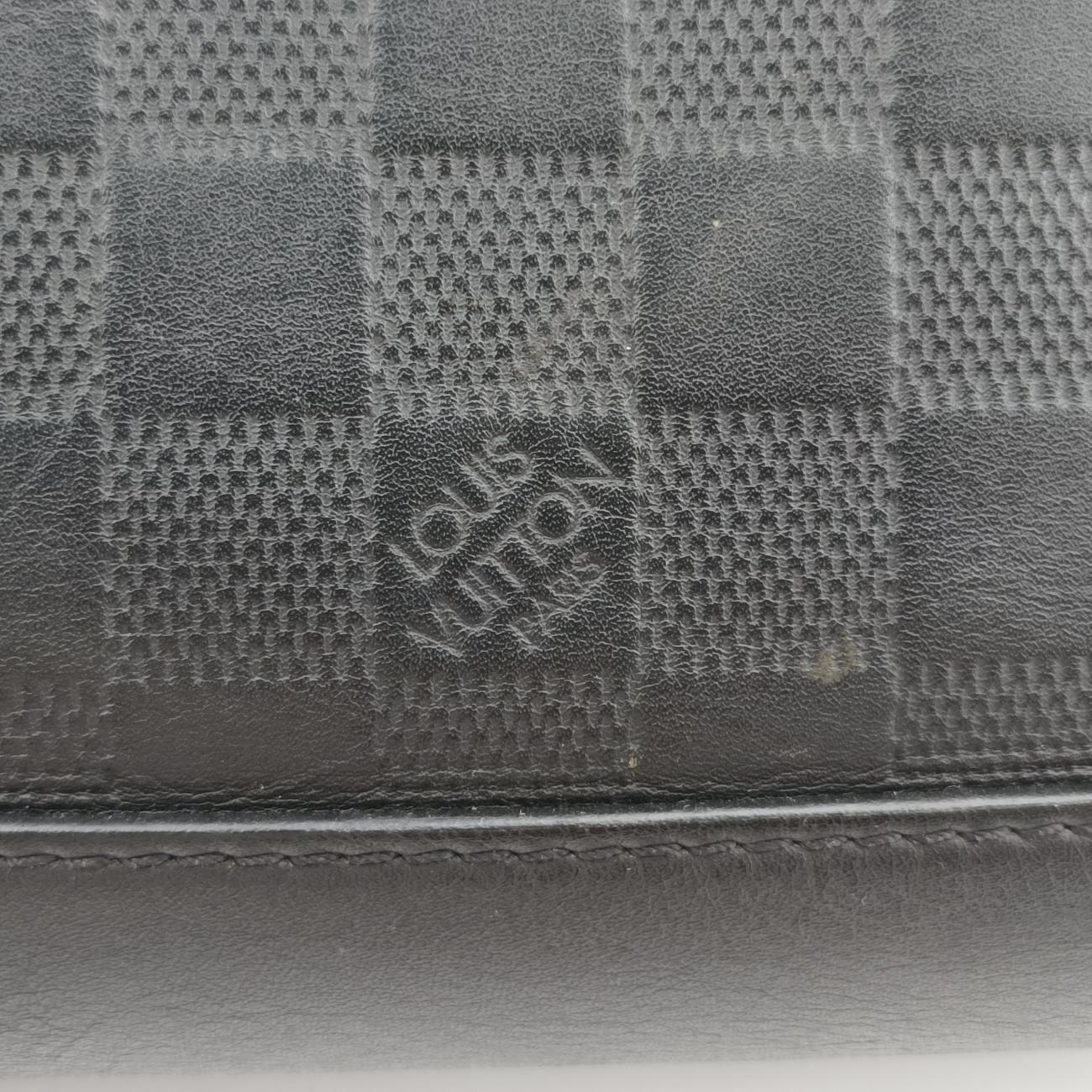 Pre-owned Louis Vuitton Discovery Messenger PM Onyx Damier Infini Leather N42415 shoulderbag | stylenewstar