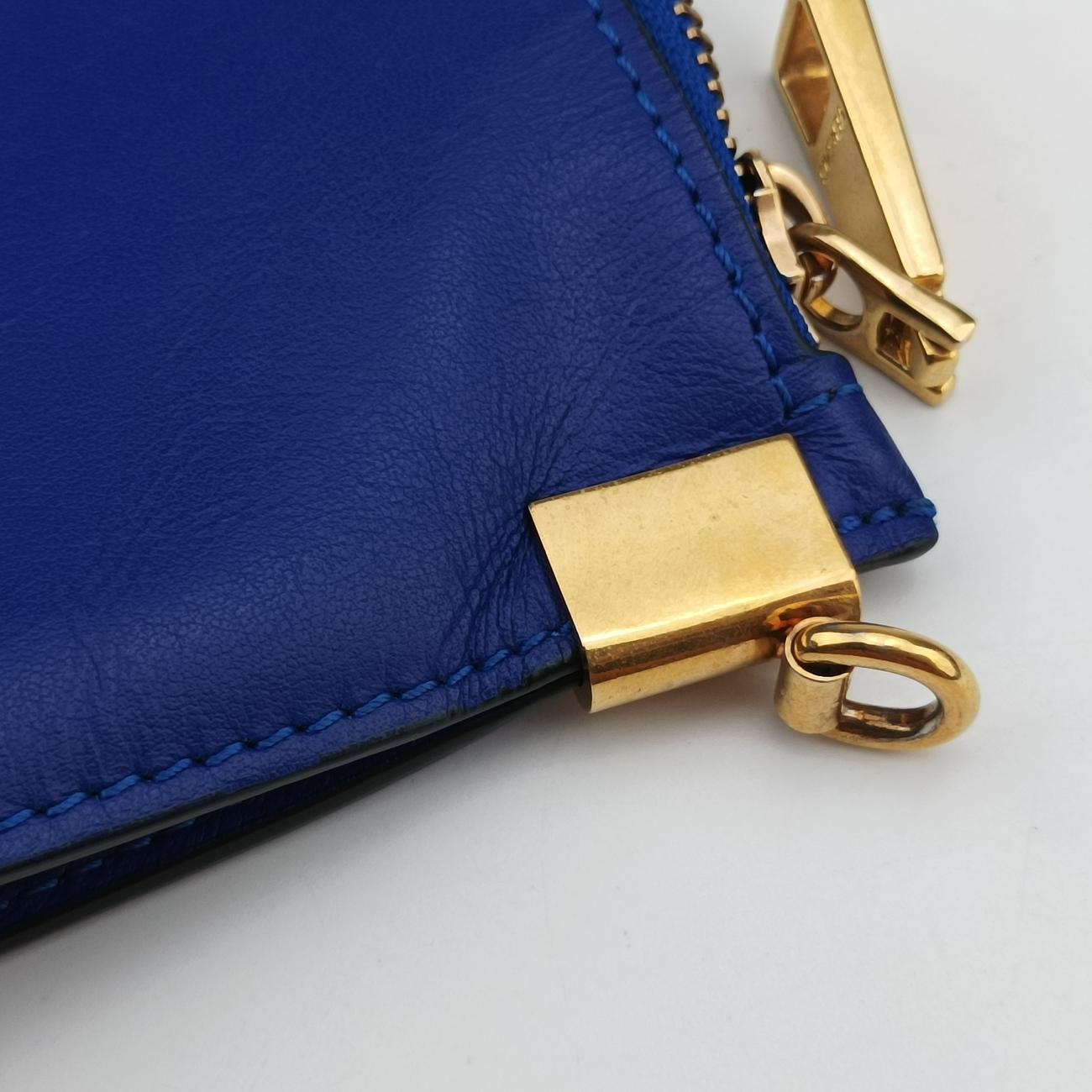 Pre-owned VERSACE La Medusa Blue Leather  shoulderbag | stylenewstar