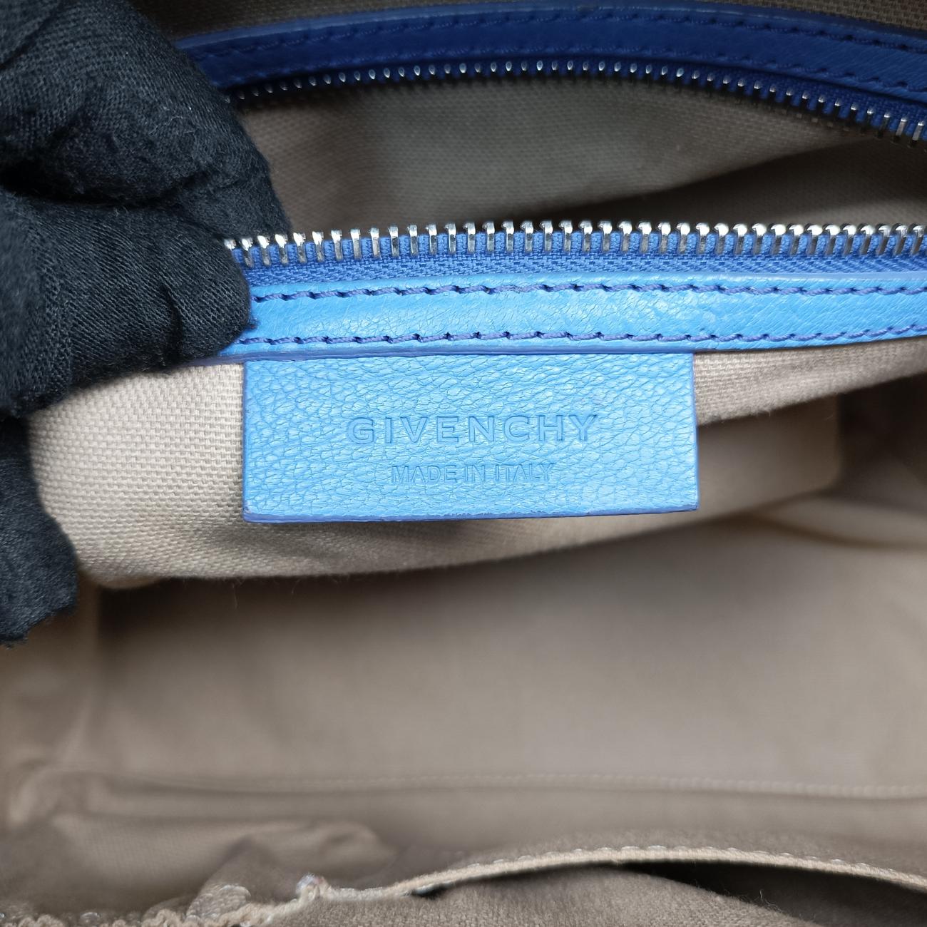 Pre-owned Givenchy Antigona Blue Leather  shoulderbag | stylenewstar