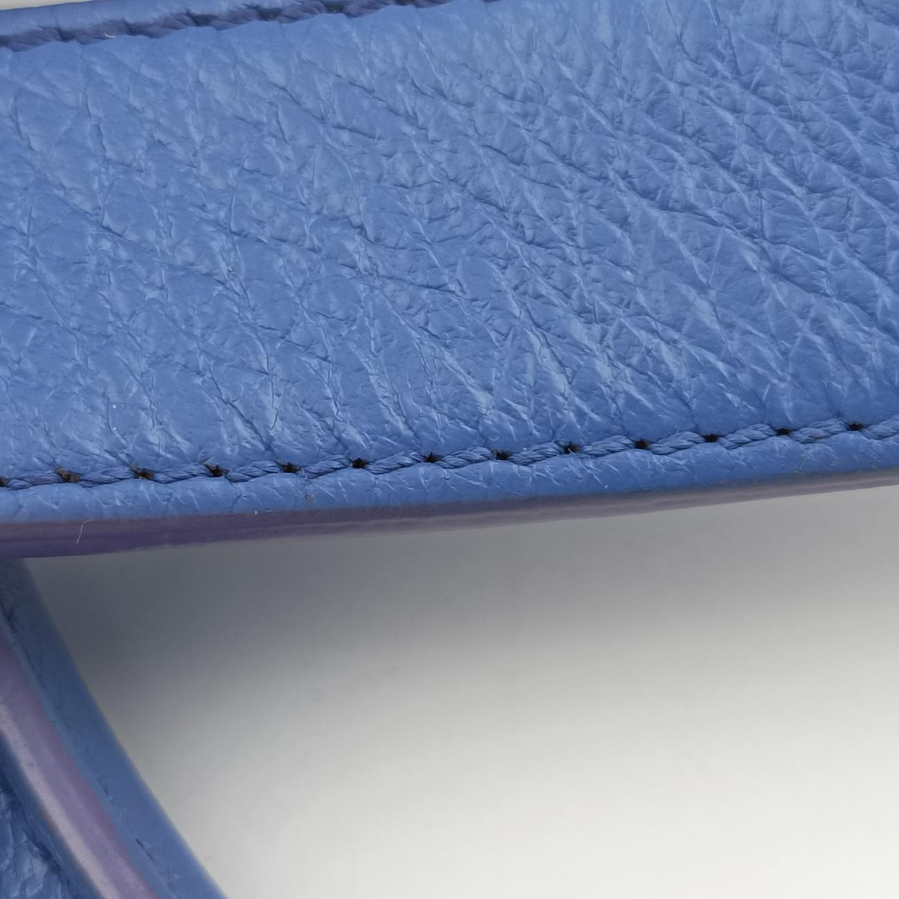 Pre-owned Givenchy Antigona Blue Leather  shoulderbag | stylenewstar