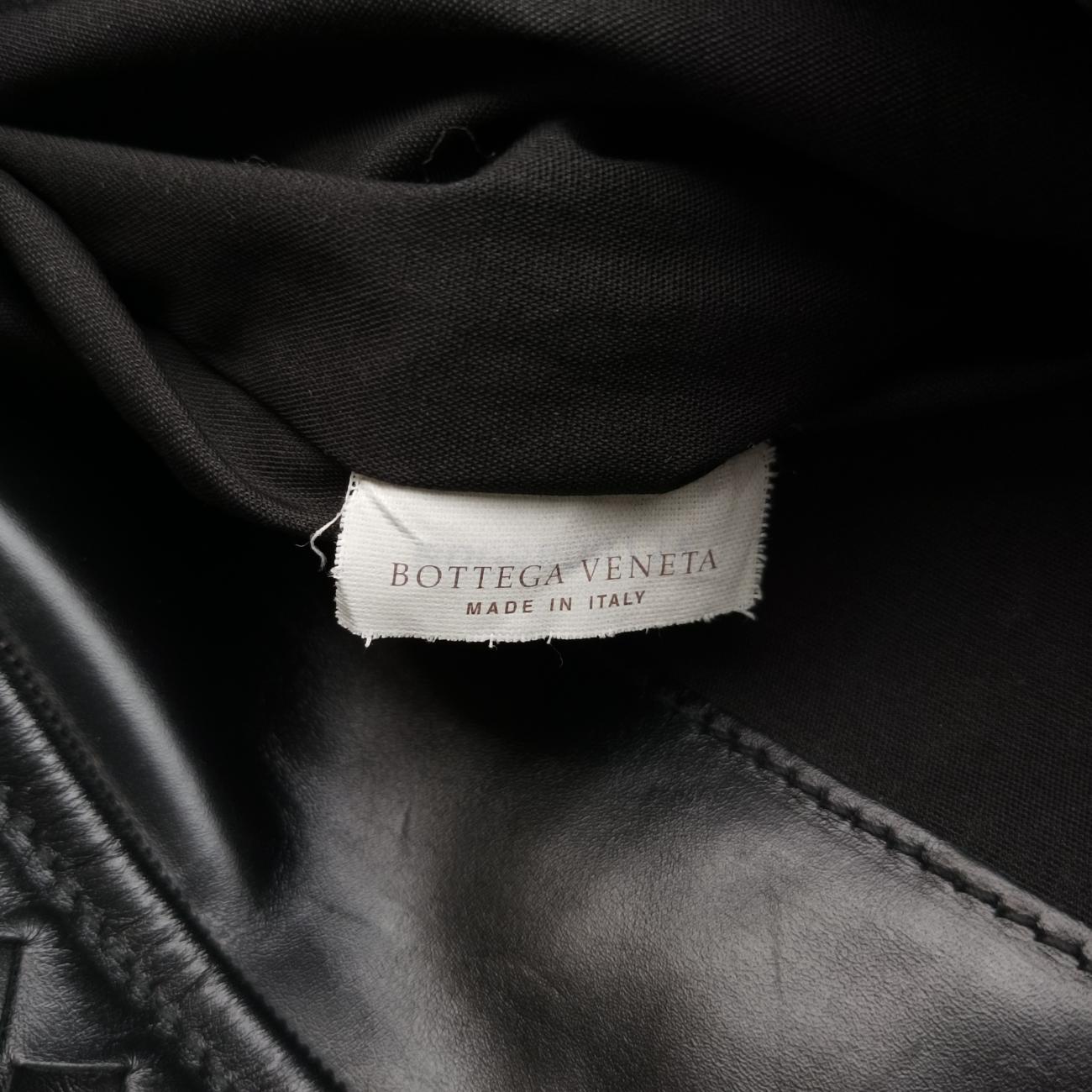 Pre-owned Bottega Veneta Intrecciato Black lambskin  handbag | stylenewstar