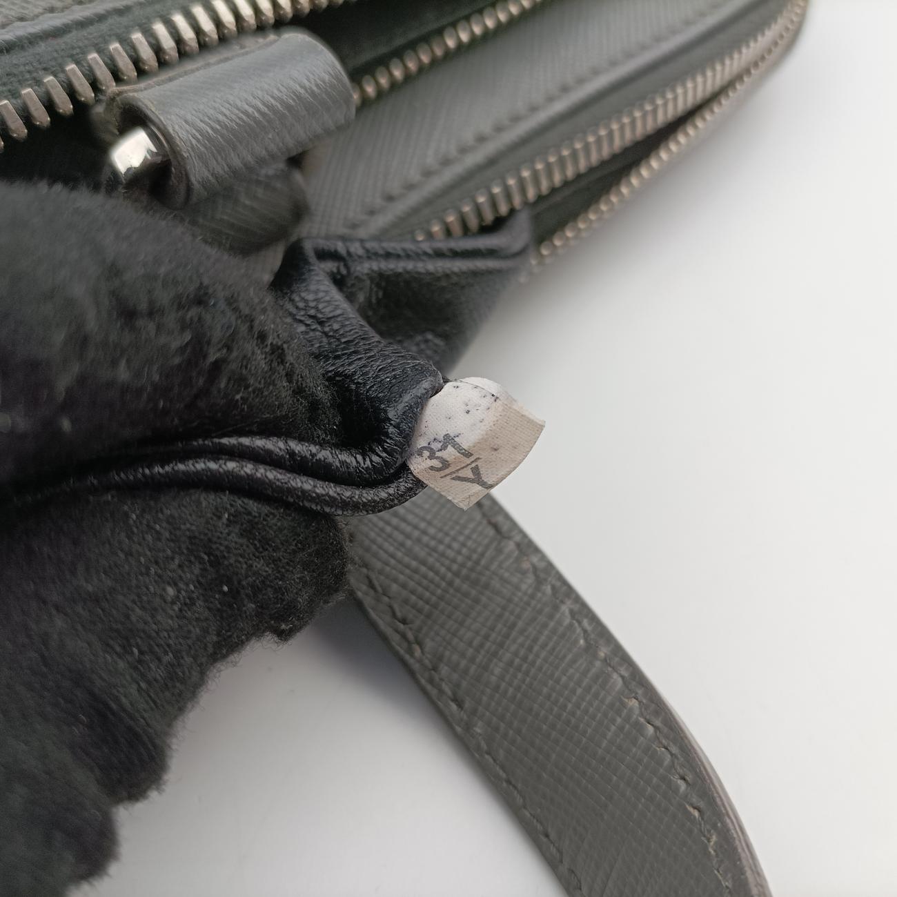 Vintage Prada Triangle Logo Plate Grey Saffiano Leather  handbag | stylenewstar