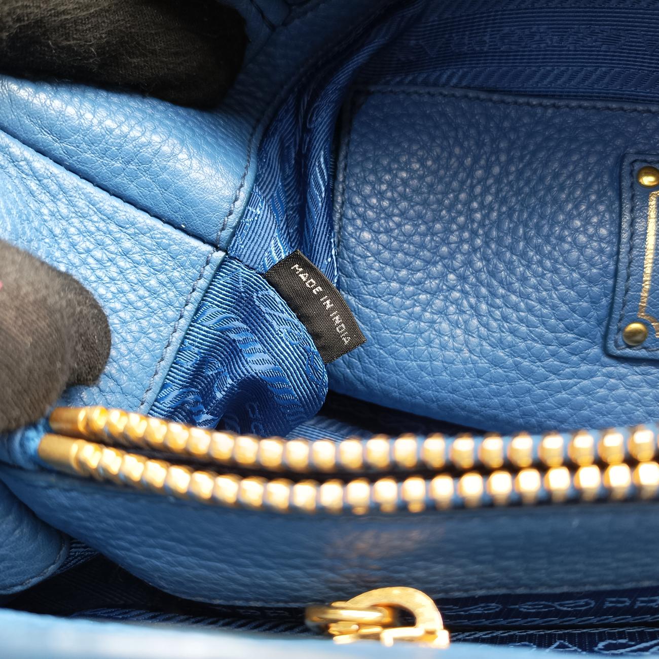 Vintage Prada logo Blue Leather WS7901 handbag | stylenewstar