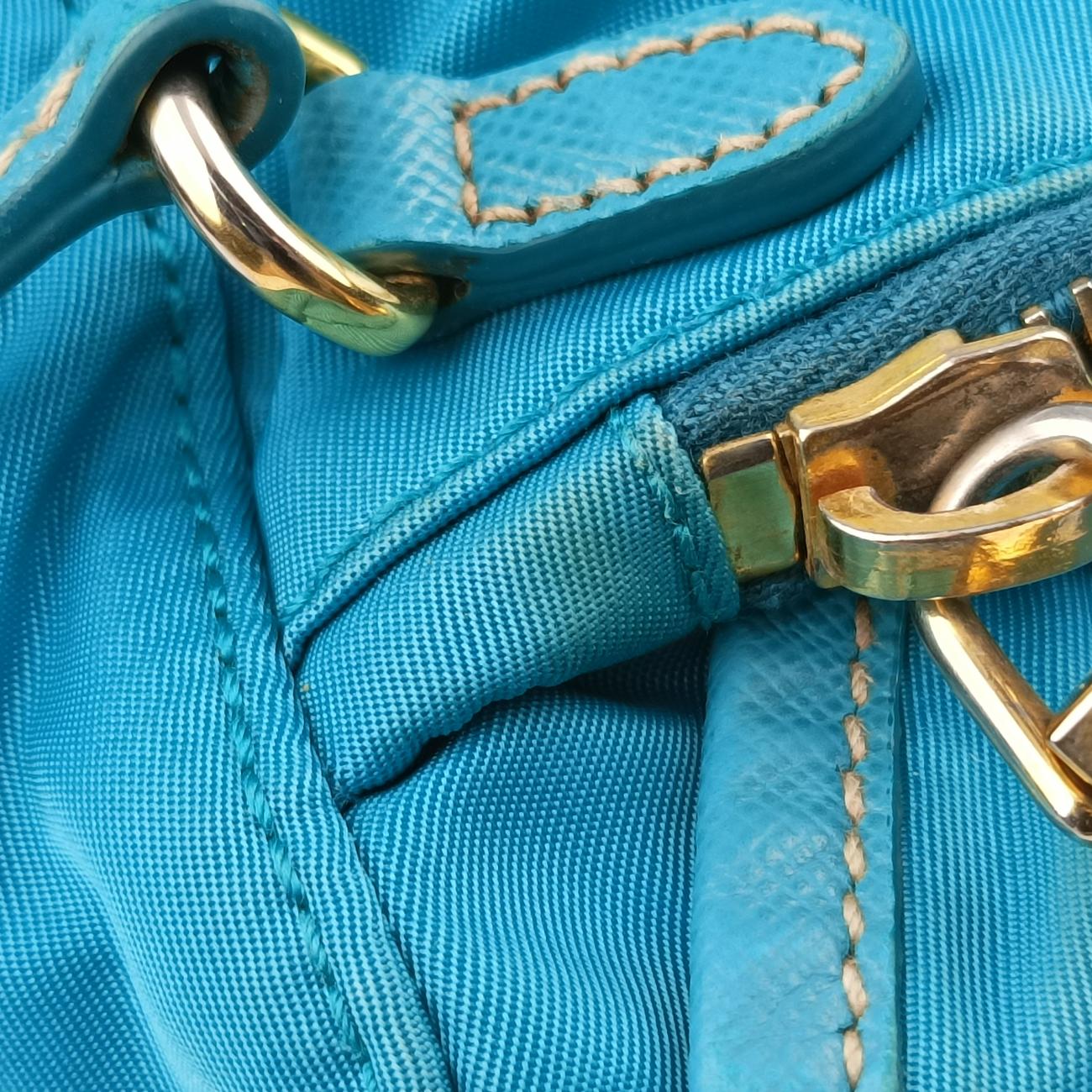 Pre-owned Prada buckle messenger Blue Nylon  shoulderbag | stylenewstar